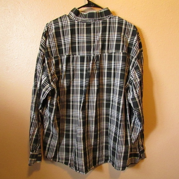 Classic Black and White Plaid Men's Casual Shirt - Picture 3 of 3